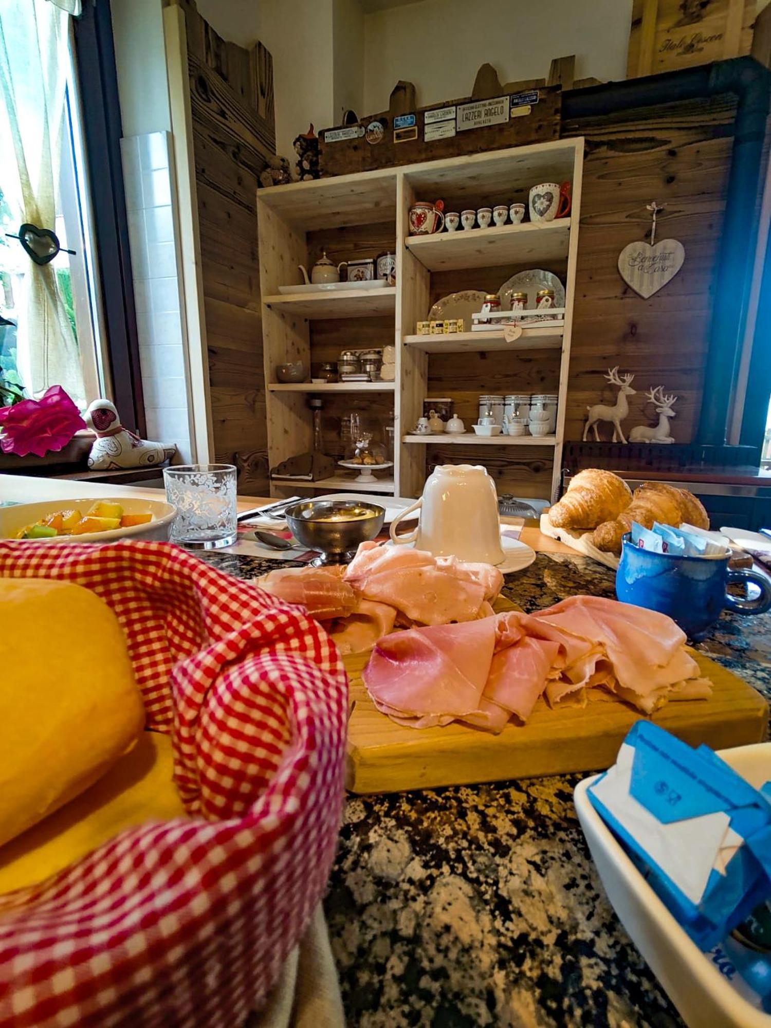 La CRI Bed&Breakfast Giustino Esterno foto